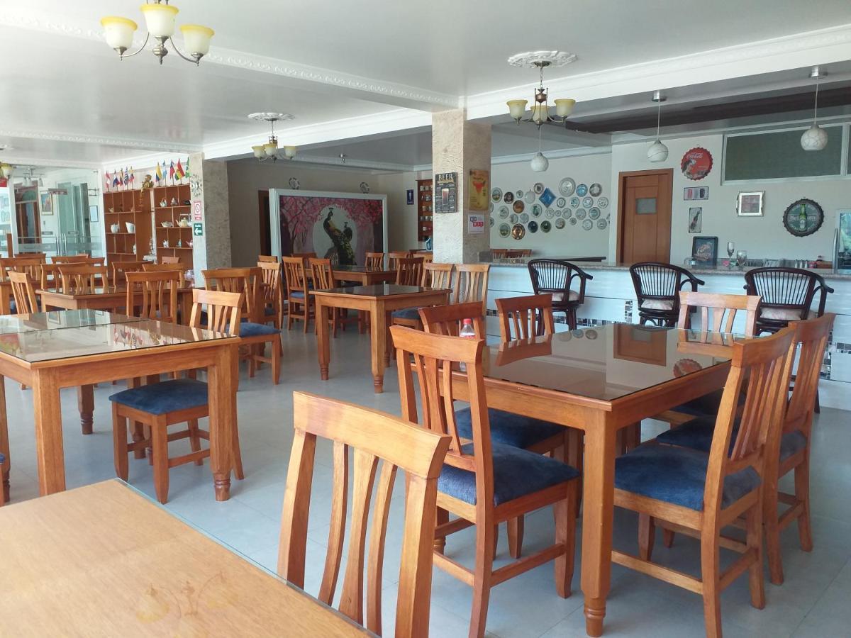 Hostal Resto - Bar "El Penon" Alausí Exterior foto
